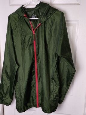 Mountain Ridge Men's Olive Hooded Windbreaker with Red Zip. Size L